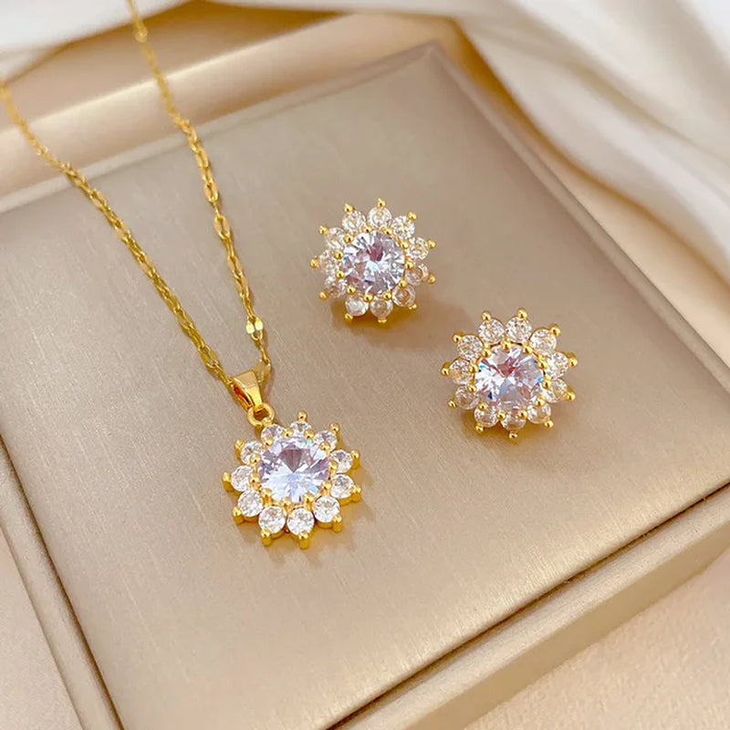 "18K Gold Plated Sparkle flower Stainless Steel Jewelry Set "