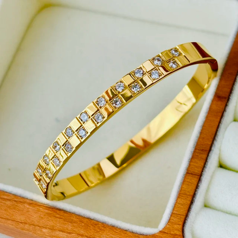 Luxurious Waterproof Colorful Cubic Zirconia Stainless Steel Bangle - Elegant 18K gold Plated Bracelet for Fashionable Women