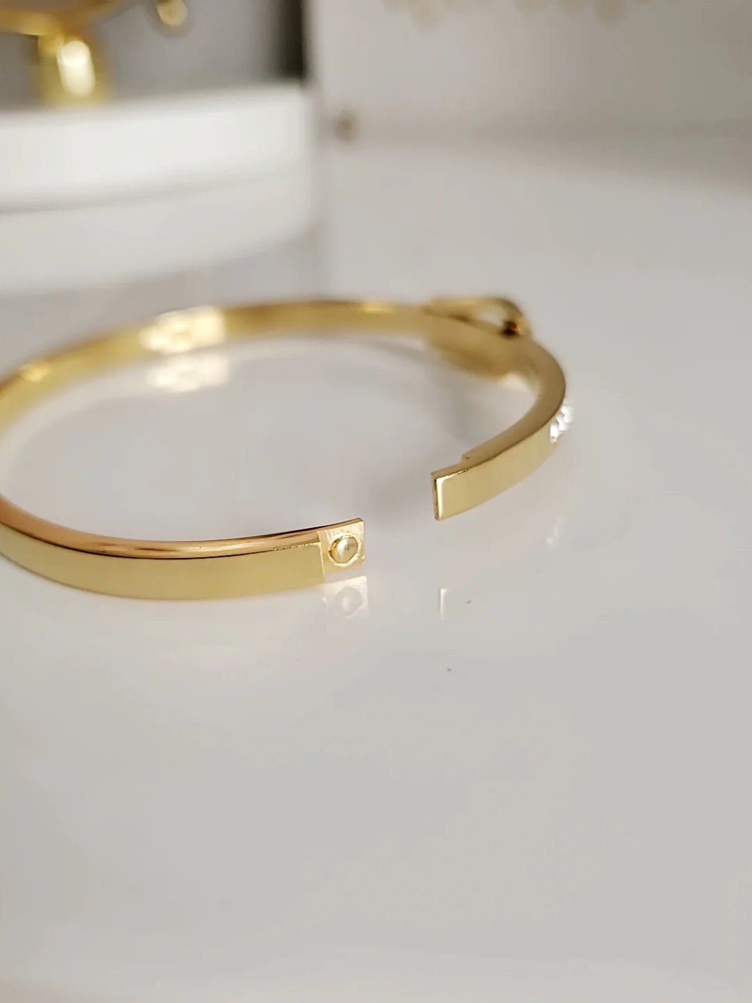 Gold Belt Bangle